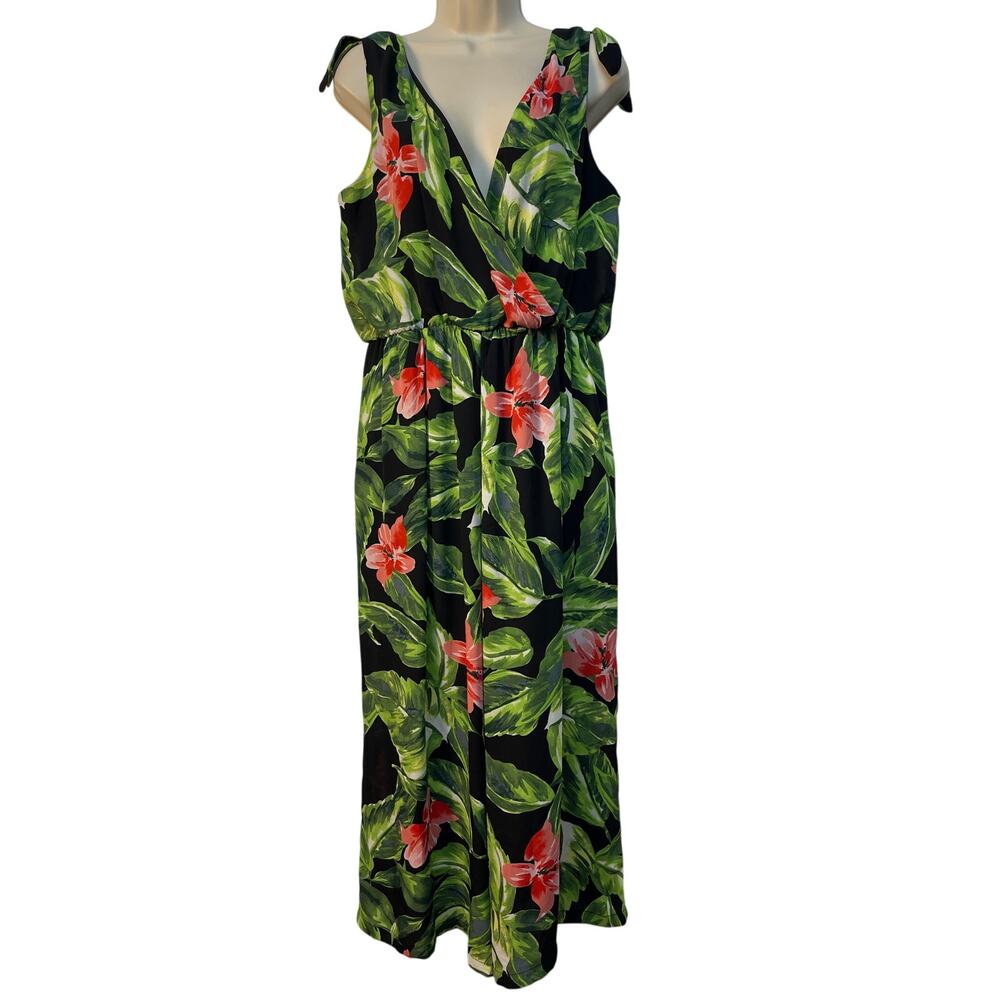 Luxology Flower Print Sleeveless Surplice Neck Romper Elastic‎ Waist Size 10